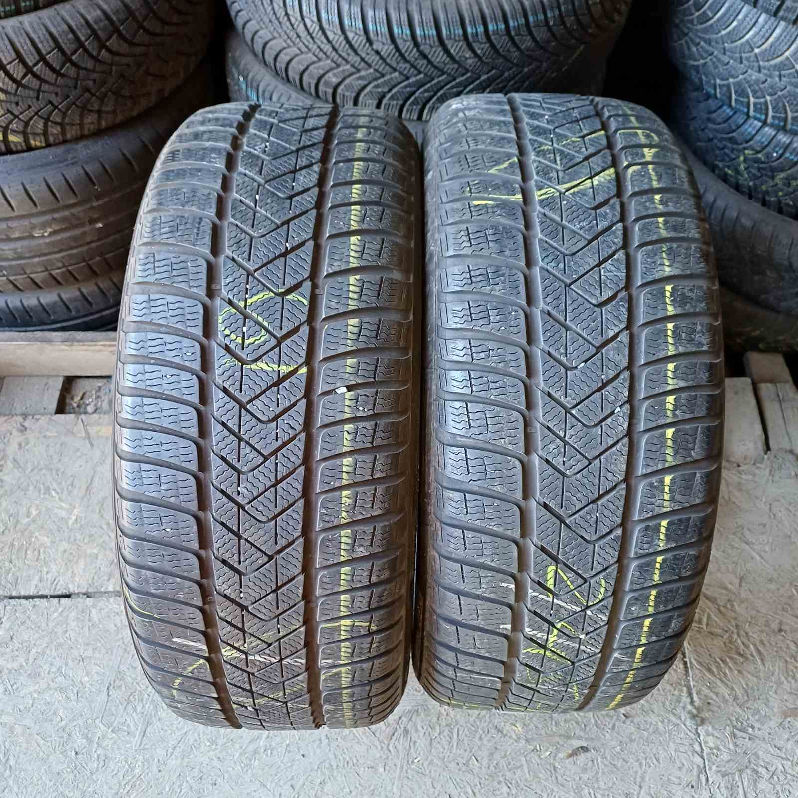 PIRELLI WINTER SOTTOZERO 3 245/45R18